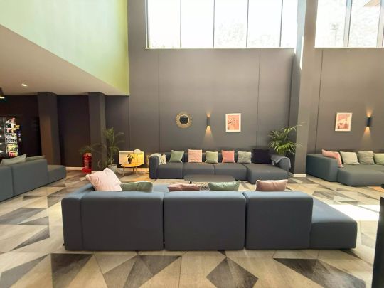 Luxe Ensuite - Photo 1