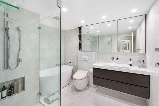 Light-Filled Coastal Sanctuary Moments from Bondi Beach - Photo 1