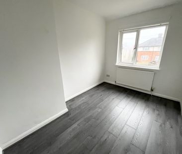 Nailstone Crescent, Solihull - Photo 3