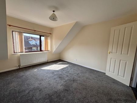 43 Town Park, Carrickfergus, BT38 8FG - Photo 4