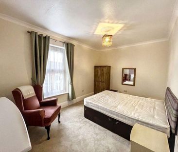 3 bed terraced house to rent in TS26 - Photo 2