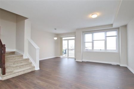 For Lease - 213 Hibernian Walk, Kanata, Ontario - Photo 4