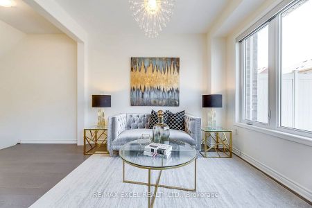 For Lease - 74 William F Bell Parkway, Richmond Hill, Ontario - Photo 2