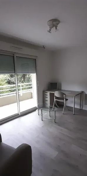 Appartement à louer 2 pièces 32.6m² - Photo 1