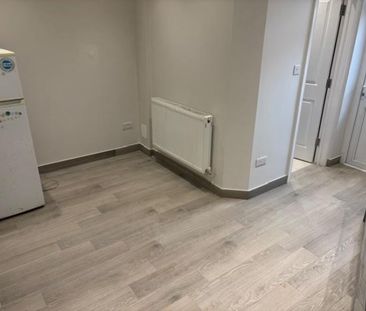 1 Bedroom Studio To Let - Photo 6