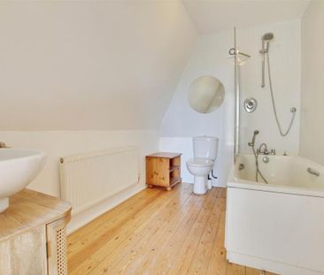 2 bedroom cottage to rent - Photo 3