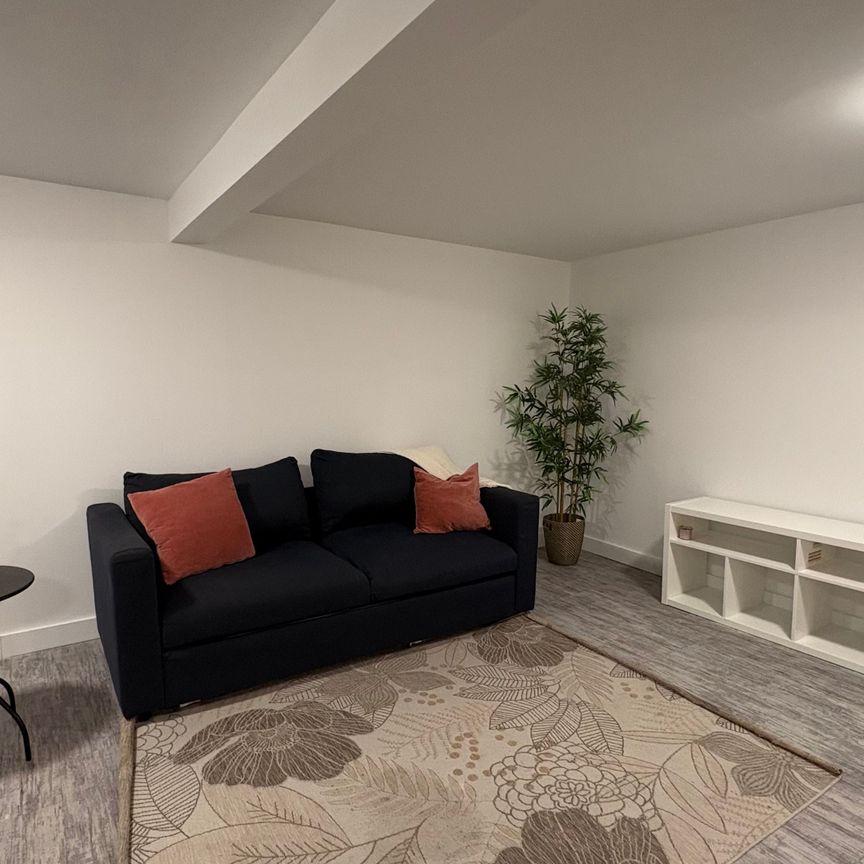 For Lease - 1440 Sixth Line Unit# 3, Basement, Oakville, Ontario - Photo 1