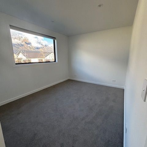 Stunning brand new 2 bedroom - Photo 1