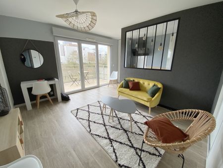 Location Appartement 2 pièces 47m² ANGERS 49000 - Photo 2