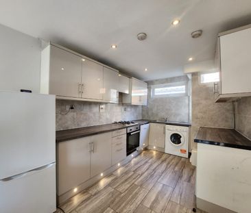 4 Bed Terraced House, Selden Walk, N7 - Photo 6