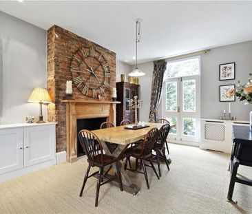 2 bedroom maisonette to rent - Photo 2