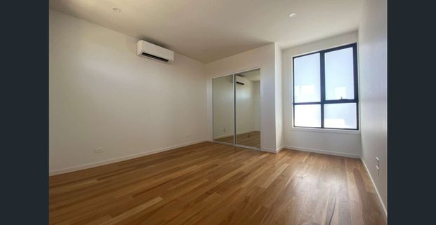 COMFORT MEETS CHARM - Photo 1