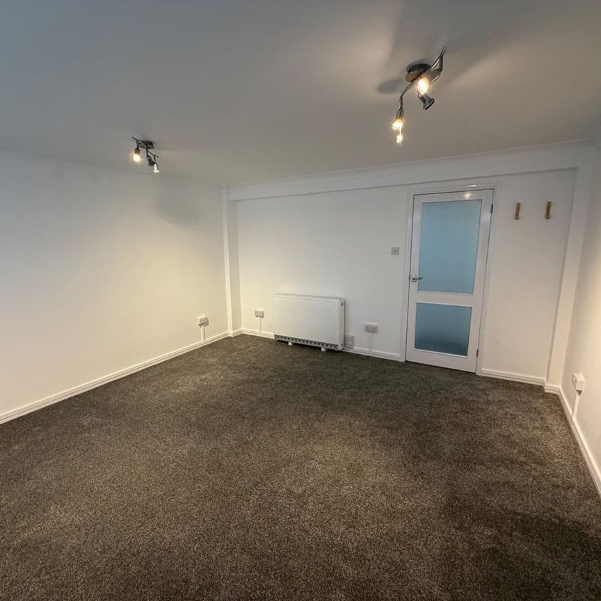 2 Bed Flat, Berriedale House, BN3 - Photo 1