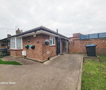 1 bedroom bungalow to rent - Photo 1