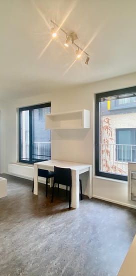 Appartement te huur - Photo 1