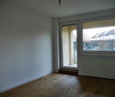 ﻿Schöne 2-Zimmer-Wohnung mit Tageslichtbad und Terrasse in Maintal-... - Foto 1