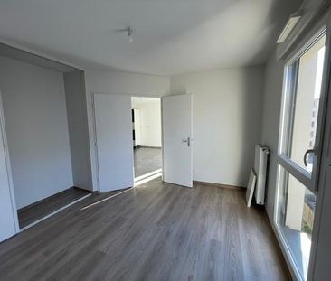 Location Appartement 2 pièces 43m² DECINES CHARPIEU 69150 - Photo 5