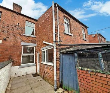 Hamilton Road, Chorley, PR7 - Photo 2