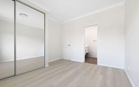Modern 5 bedroom family home - Photo 4
