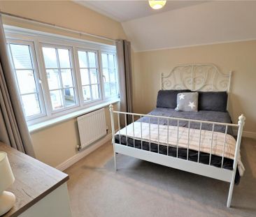 4 bedroom detached house to rent - Photo 4