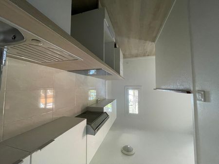 Location Appartement 2 pièces 46m² RAMONVILLE ST AGNE 31520 - Photo 5