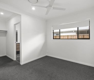 Modern Family Home in Sought-After Greenbank Estate - Photo 2