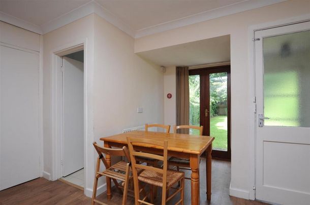 4 bedroom house to rent - Photo 1