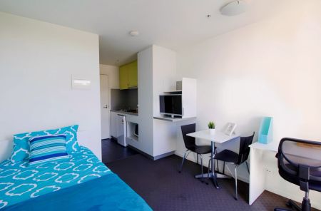 Standard Studio - Photo 3