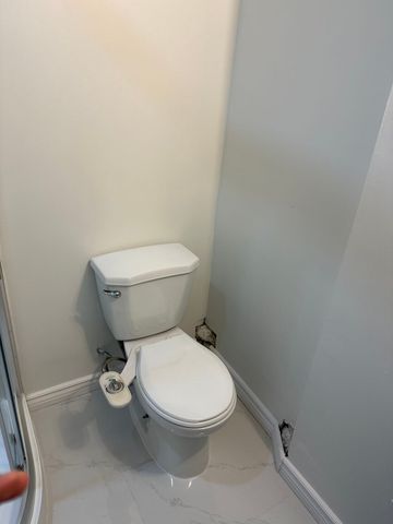 For Lease - 22 Hazelglen Court, Brampton, Ontario - Photo 5