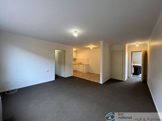 Neat & Convenient Two-Bedroom Flat in Prime Location - Photo 1
