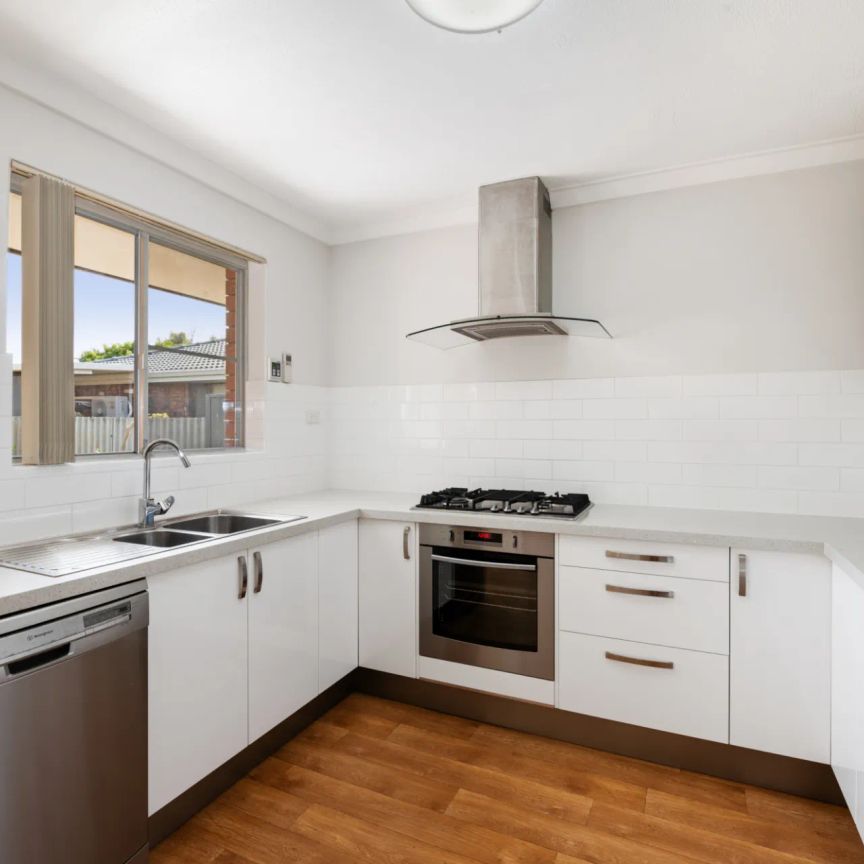 Coastal Lifestyle - Photo 1