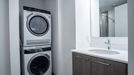 For Lease - 7439 Kingston Road Unit# 225, Toronto, Ontario - Photo 2