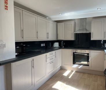 6 Bedroom | 50 Beechwood Avenue, PL4 6PW - Photo 5