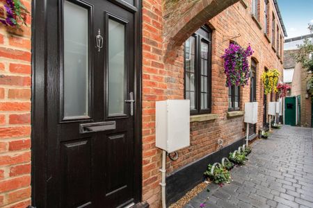 East Street - Photo 3