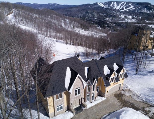 À louer / Maison à étages - Photo 1