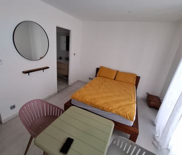 Location T1 meublé centre-ville Saint-Denis ? Résidence GEORGES ave... - Photo 5