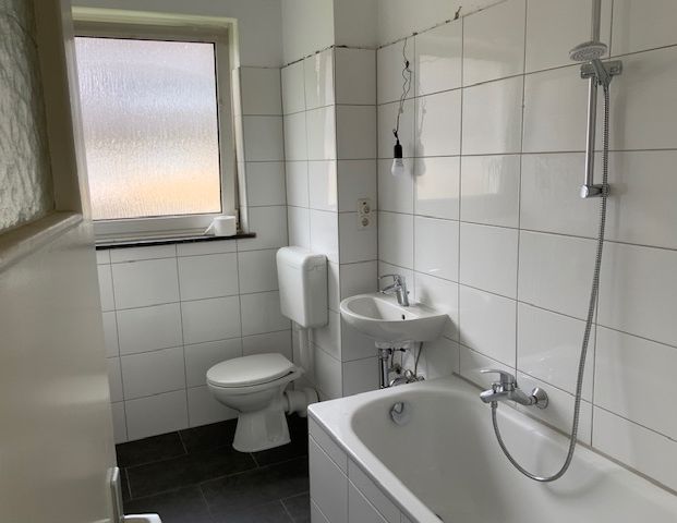 Demnächst frei! 3-Zimmer-Wohnung in Gummersbach Dieringhausen - Photo 1