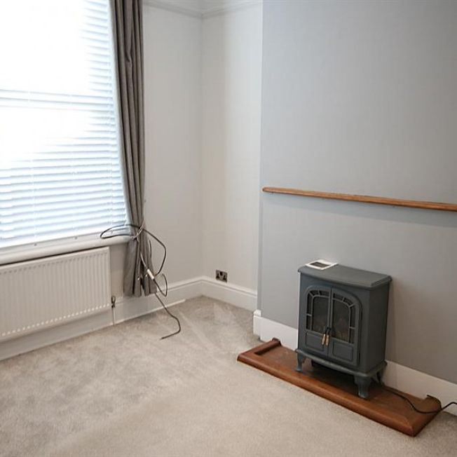 2 Bedroom Terraced To Let - Photo 1