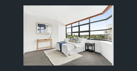 Luxury Penthouse Living with Unmatched 270-Degree Views - Photo 5