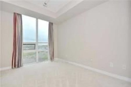 For Lease - 100 Promenade Circle Unit# 1105, Vaughan, Ontario - Photo 4