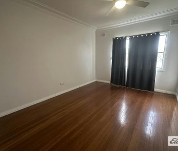 Family home in Taree West - Photo 3