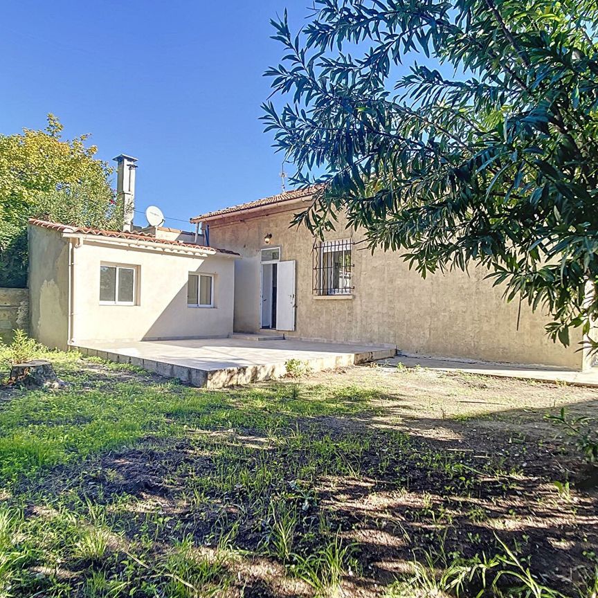 A louer Maison type 3 de 75 m² Marseille 13014 Le Merlan dépendance garage et terrain - Photo 1