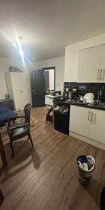 Studio Flat, The Dolphin Public House, E8 - Photo 4