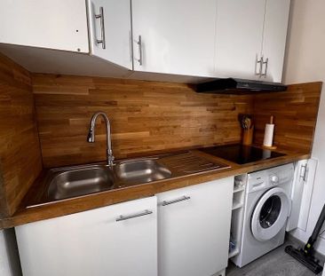 Location Appartement 2 pièces 33m² CANNES 06400 - Photo 4