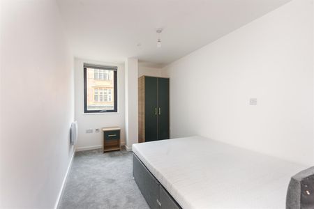 Rent QUBE, West Street, S1 £800pcm - Photo 3