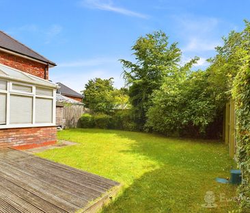 4 Bedroom - Photo 3