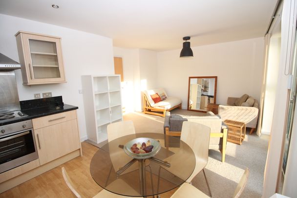 2 bedroom apartment to rent - Photo 1