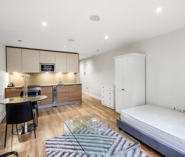 Studio Flat, Claremont House, NW9 - Photo 3