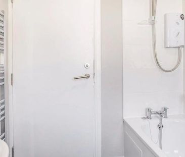 4 bedroom house to rent - Photo 2