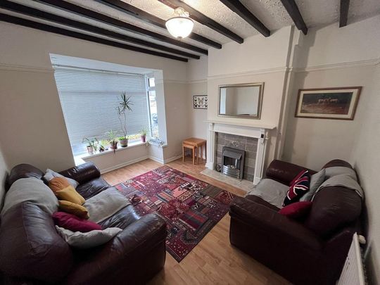 3 bedroom semi-detached house to rent - Photo 1